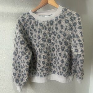 Old Navy Gray Leopard Women's Sweatshirt